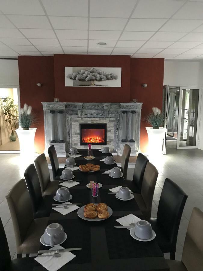 Le Chalet Du Lac Le Chatenet-en-Dognon Zewnętrze zdjęcie